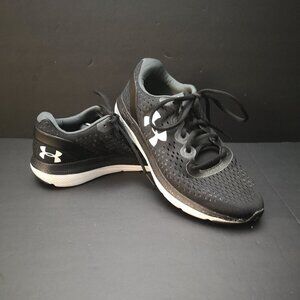 Under Armour Ladies Size 8.5 Black w/ White Charged Impulse Sneakers